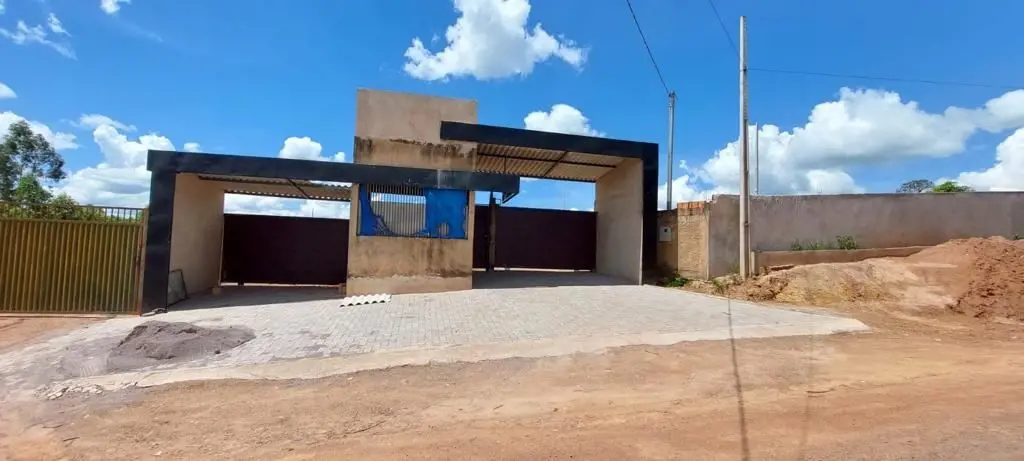 Vendo ótimo lote em condomínio fechadoÁrea particular Ótimo investimento Quintas...