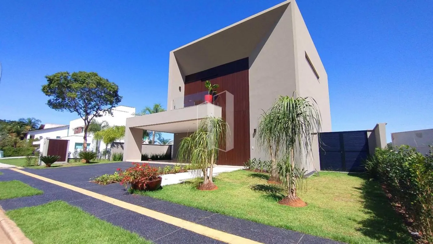 Sobrado novo com 470 m² de área construída em terreno de 631 m² no Alphaville Go...