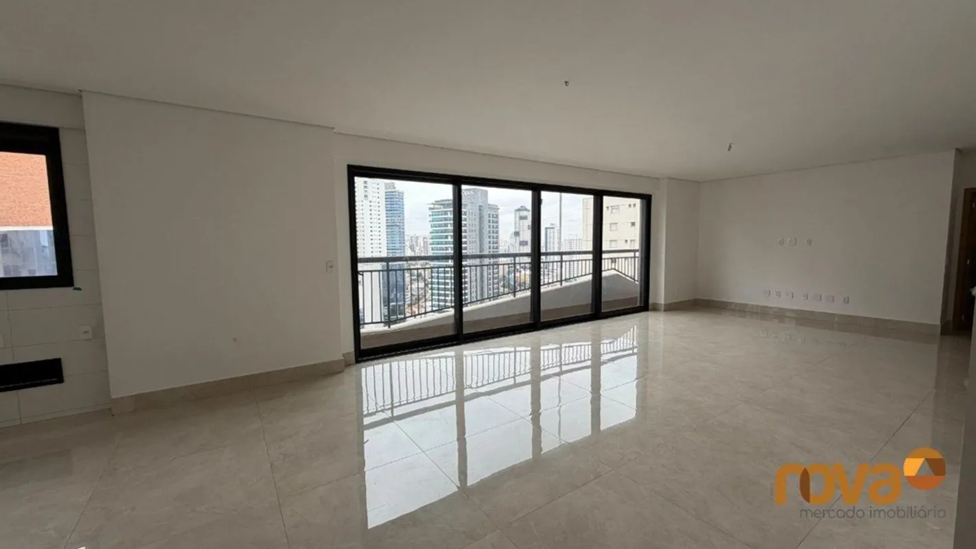 Apartamento a venda com 3 quartos sendo 3 suítes plenas com closet maior ,no set...