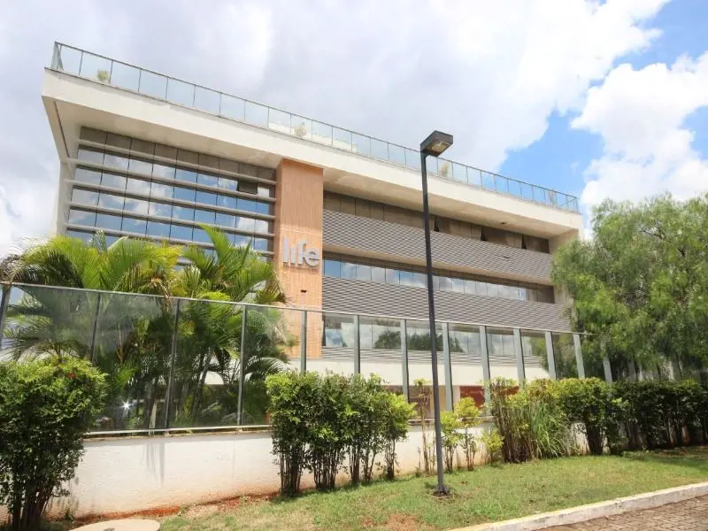 SGAN 608 - LIFE CENTRO MÉDICO INTEGRADO A SAÚDE - Sala com aproximadamente 41m² ...