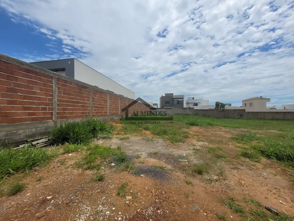 AJ MENDES IMOBILIÁRIA VENDE EXCELENTE LOTE NO CONDOMÍNIO ALTO DA BOA VISTA SOBRA...