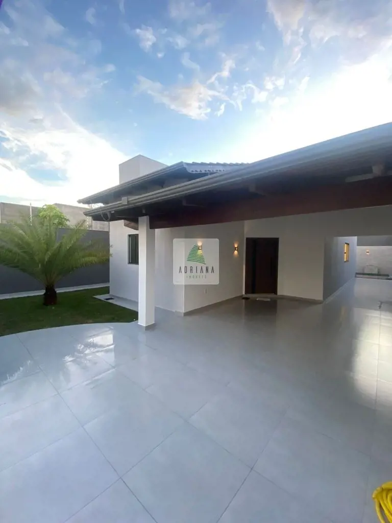 3/4 sendo 01 suite Sala com ampla com dois ambientes Cozinha com fogão cooktop A...