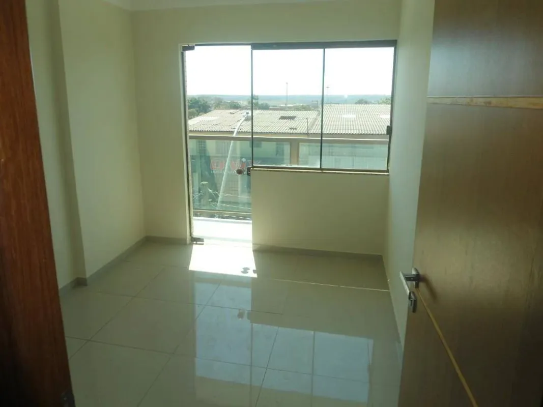 C?d. 00419.009Ed. MarinaPiso todo em porcelanatoComposto de 02 (dois) quartos se...