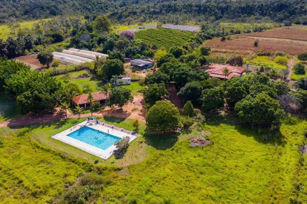  UM PARAÍSO PRÓXIMO À BRASÍLIA ### PARA QUEM QUER EMPREENDER OU DESCANSAR ###FIC...