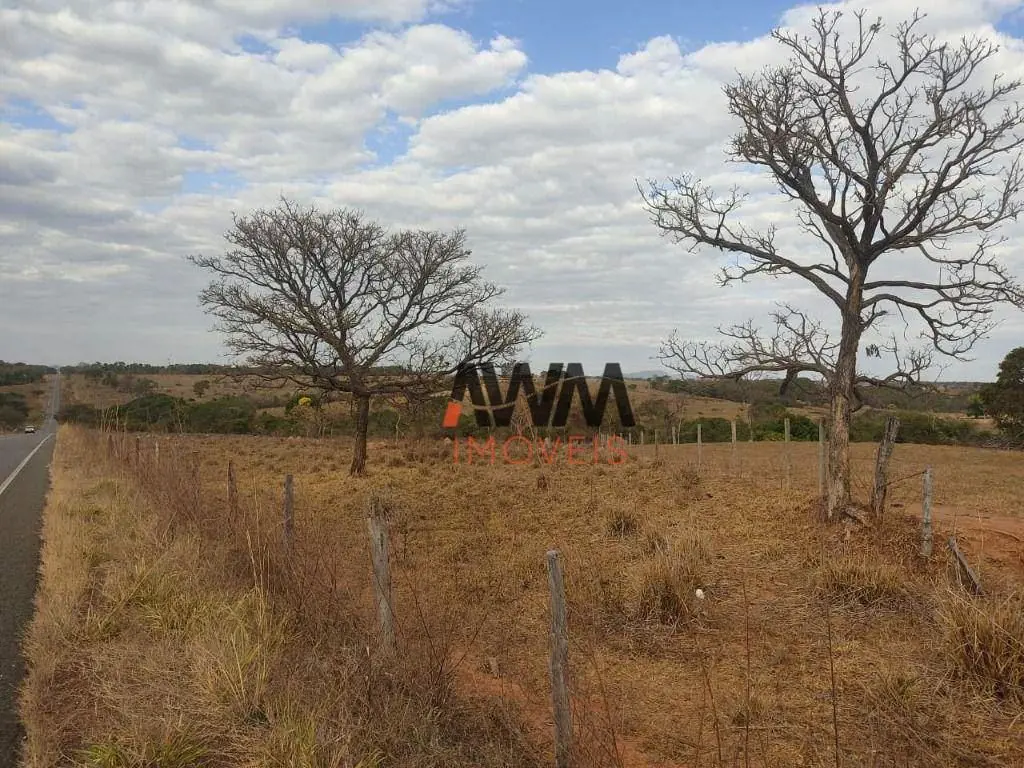 Cod:FA0059Fazenda Município de Jaraguá Dupla aptidão 44 alqueires Beira do asfal...