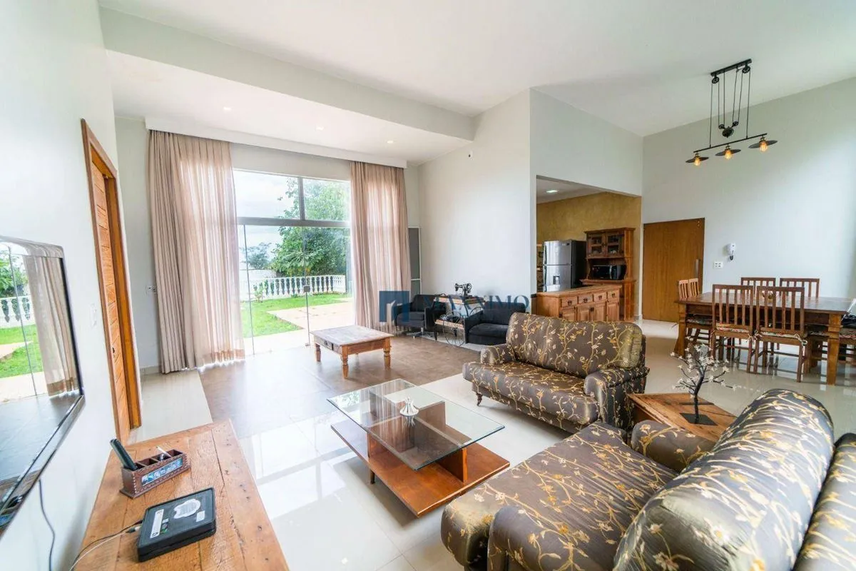 Linda Casa no Condomínio Privê Morada Sul Etapa C - Jardim BotânicoAnalisa Permu...