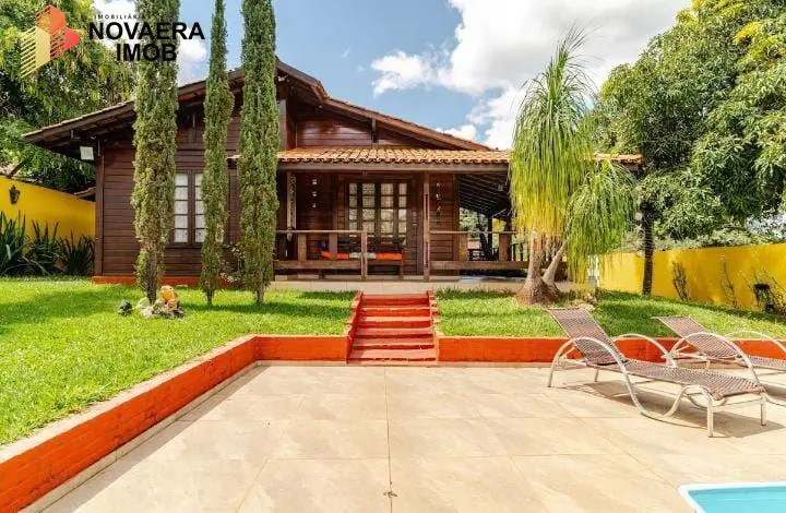 VENDA - CASA ESPETACULAR NA DF-140Descubra o conforto e a tranquilidade de morar...