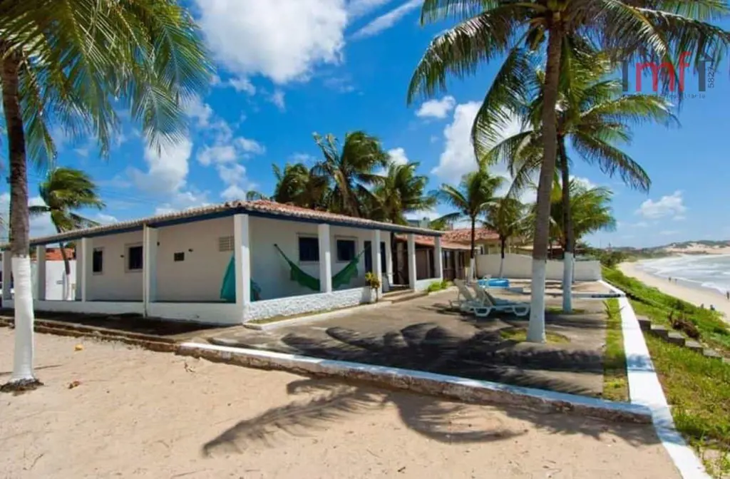 Vende casa de frente para o mar com vista deslumbrante para o mar.. 4 suítes.. S...