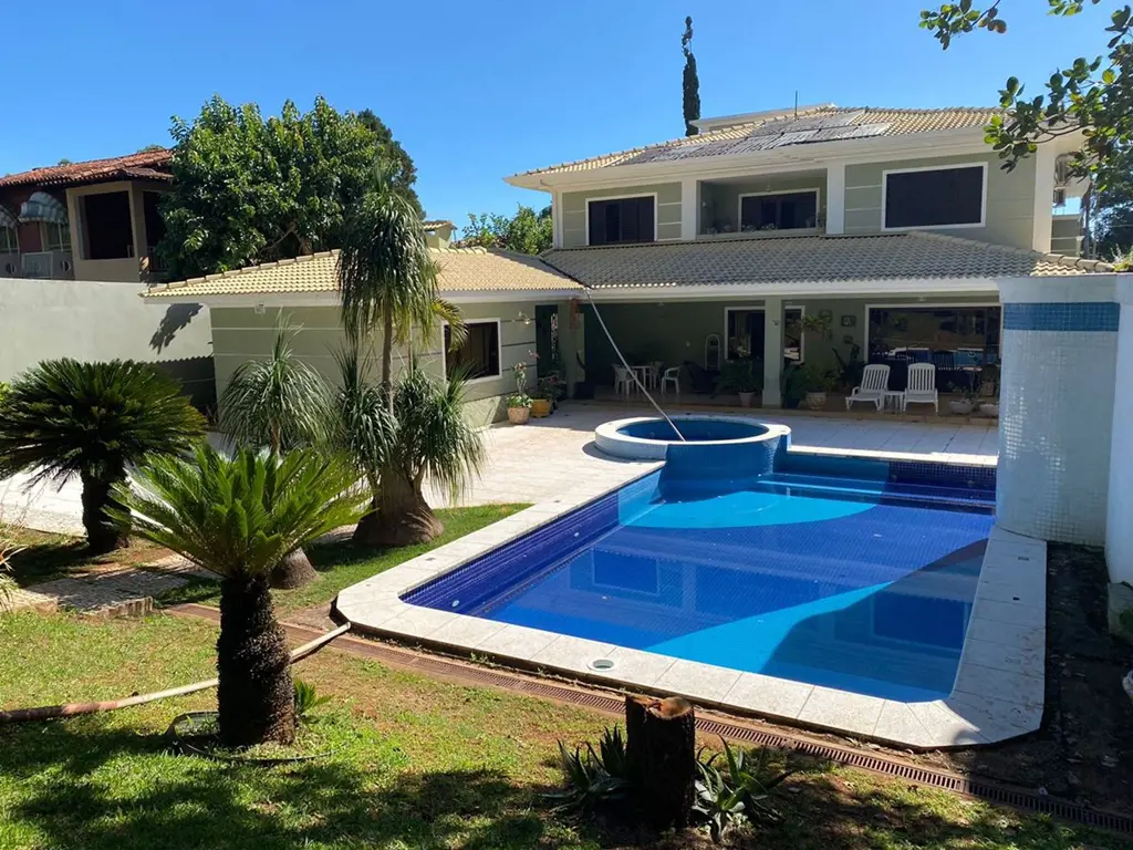 Uma oportunidade incrível, uma casa impecável em uma das melhores localidades de...