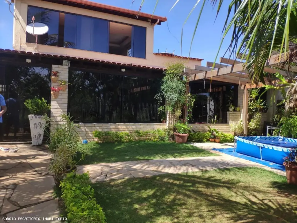  SABOIA - ESCRITÓRIO IMOBILIÁRIO VENDE: SOBRADO COMPOSTO DE 04 QUARTOS, SENDO 02...
