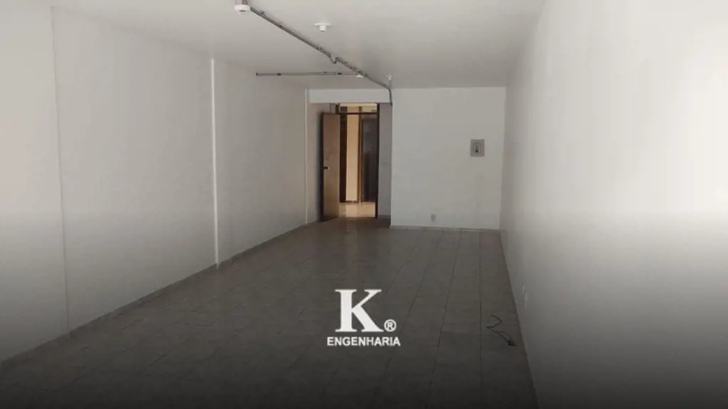 Edifício comercial com amplas salas de 40 m2 de área e banheiro privativo, local...