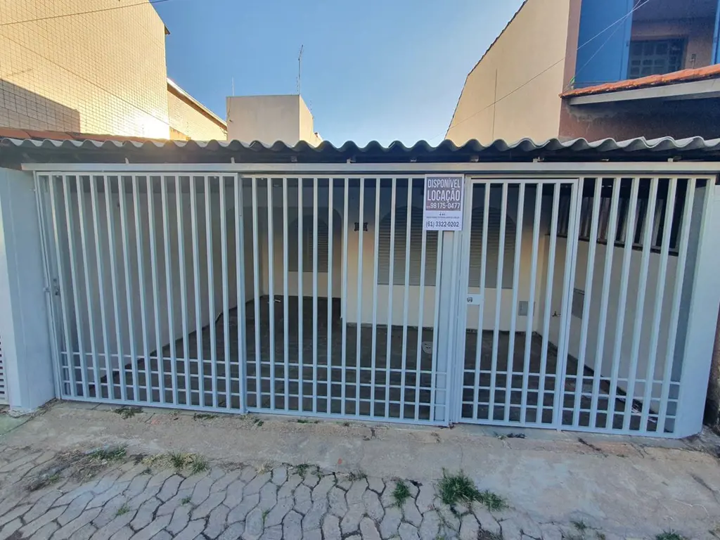 Planalto Central Imóveis vende excelente casa única no lote, terreno de 120m², b...