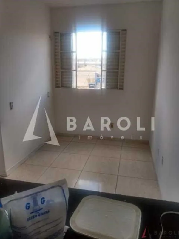 Vende Kitnet Reformada com Quarto Individual no QI 10 – Guará I/DFUma excelente ...