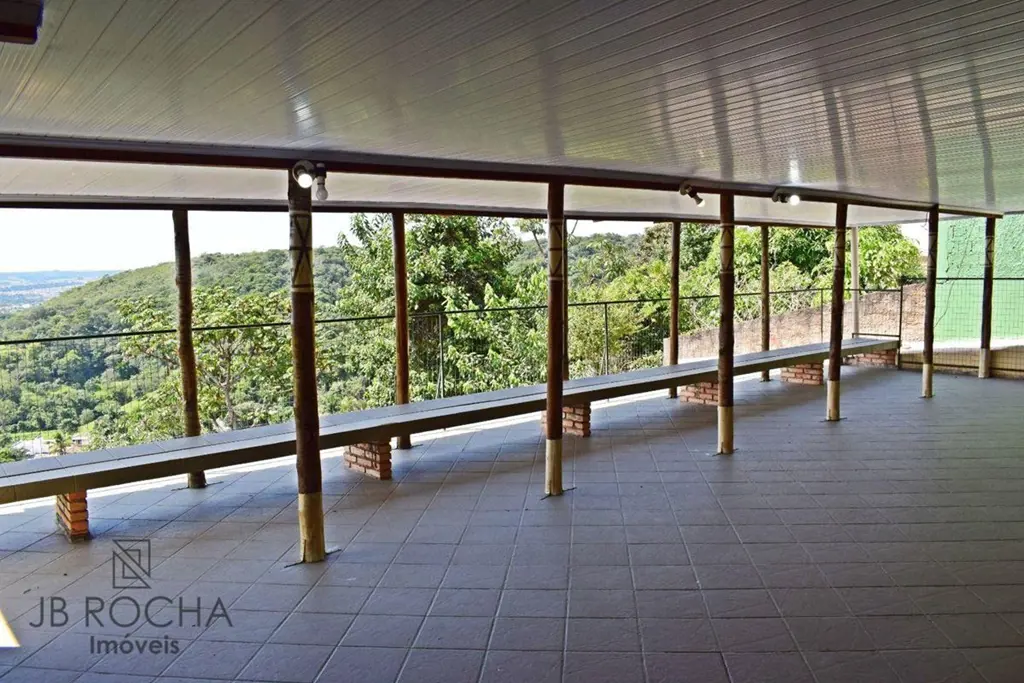 JB ROCHA IMÓVEIS ALUGA:Excelente casa no Condomínio Quintas do Sol, composta por...