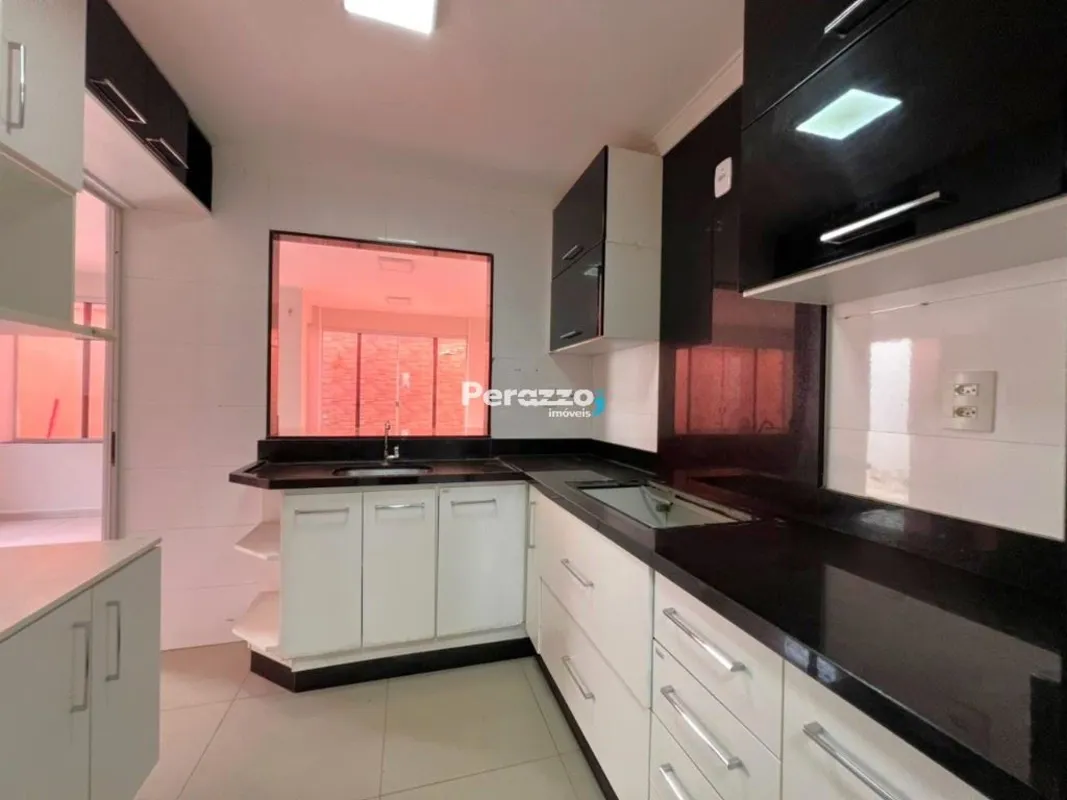 Linda Casa de 3 Quartos sendo 1 Suíte na QC 06 Localizada no Jardins Mangueiral ...