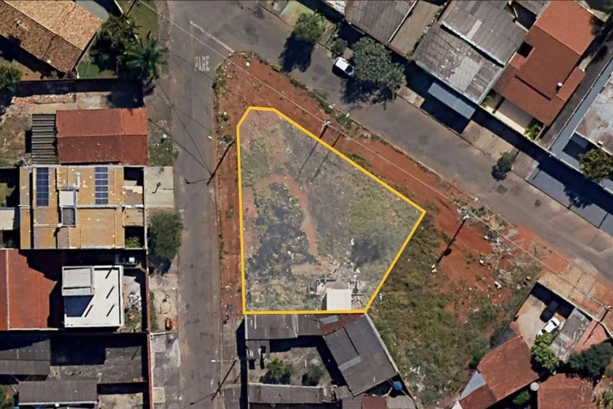 Lote de 650 mÂ² Ã  venda no Setor Serrinha - GoiÃ¢nia/GOLote de esquina com mais...