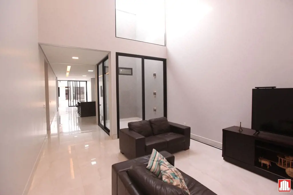 CASA NOVA DE ALTO PADRÃO COM LAZER E PISCINA EM CONDOMÍNIO FECHADO EM VICENTE PI...
