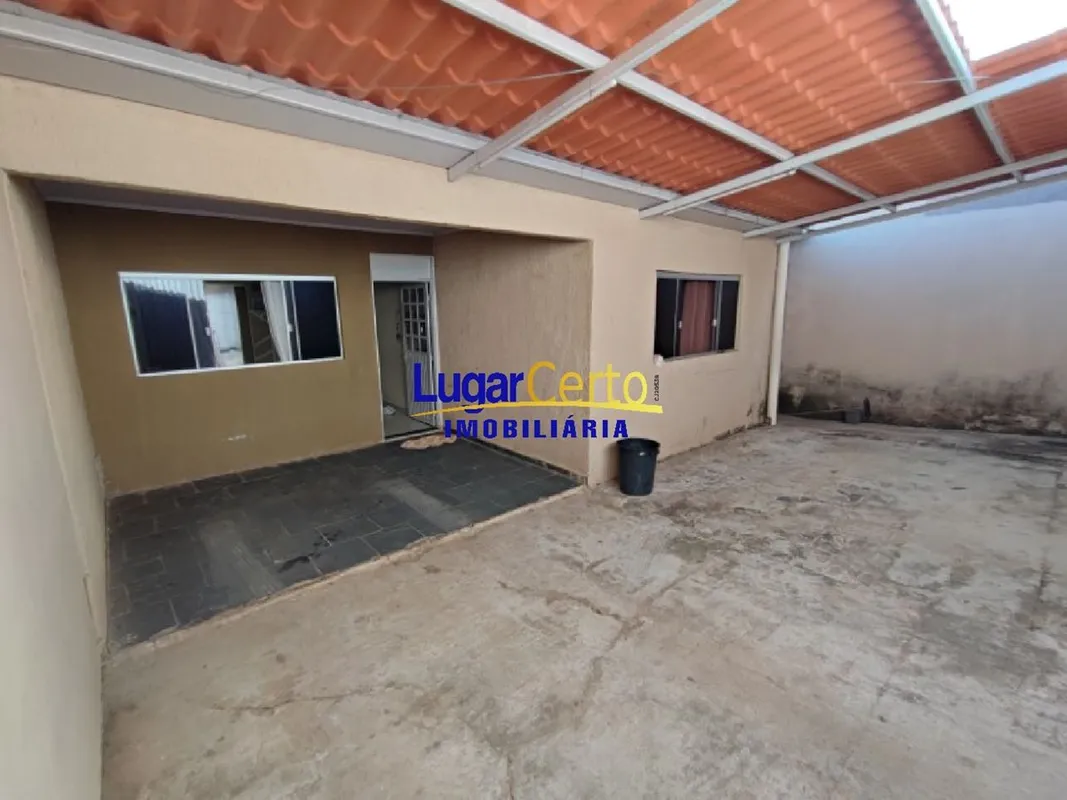 ÓTIMA CASA A VENDA NA RUA BERNARDO SAYÃO (SETOR SUL/TRADICIONAL) EM PLANALTINA-D...