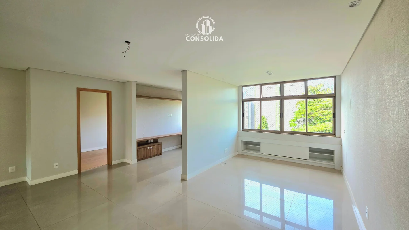 APARTAMENTO PARA LOCAÇÃO – SQN 203 ASA NORTEExcelente apartamento de 98m², local...