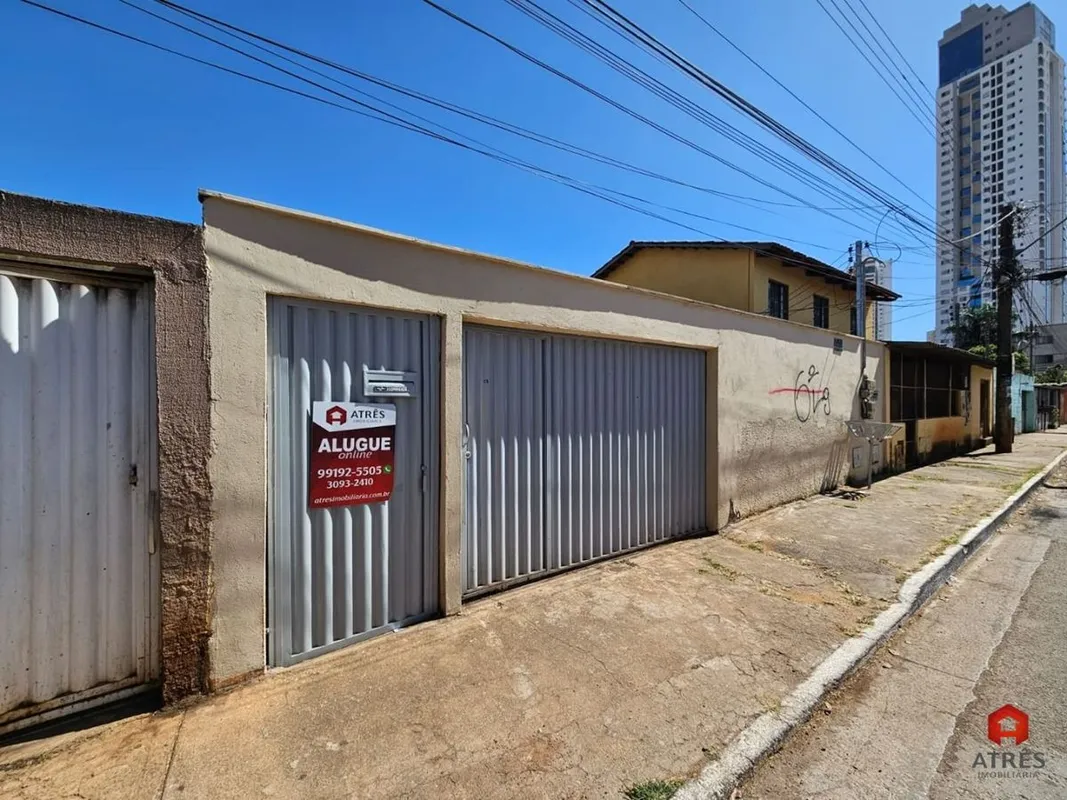 Kitnet com aproximadamente 30m² de área privativa composto de 1 quarto, sala/coz...