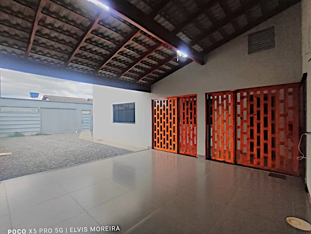 CASA À VENDA, ÁREA GOURMET COM CHURRASQUEIRA, 2 QUARTOS, 1 SUÍTE, NO RESIDENCIAL...