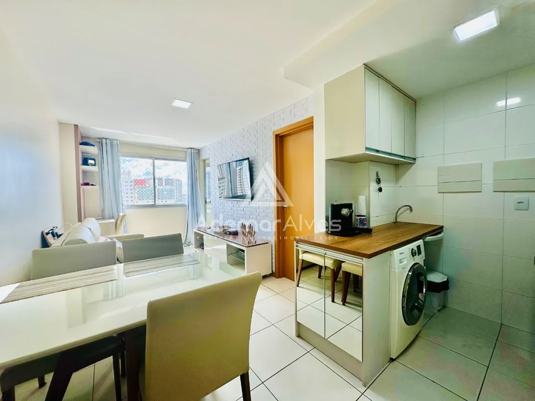 Bom gosto e Excelente Planta definem este maravilhoso apartamento do Residencial...
