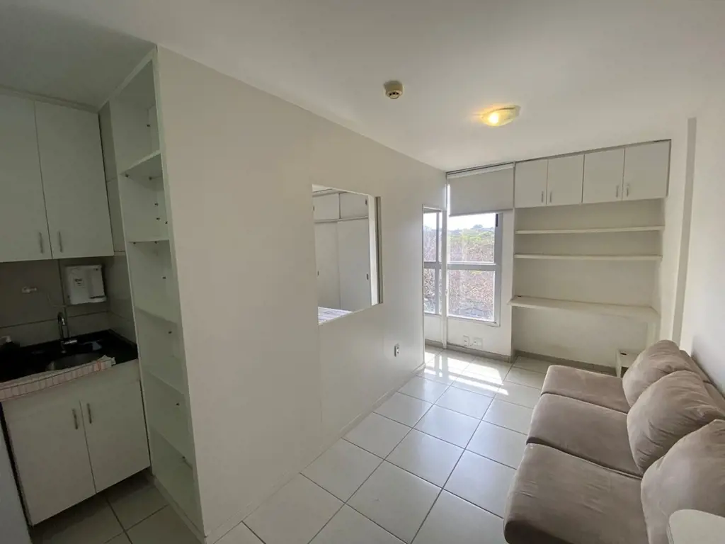 SEPS 713/913 Conjunto A Bloco D Apartamento 4º Andar com vista livre!!!- Golden ...