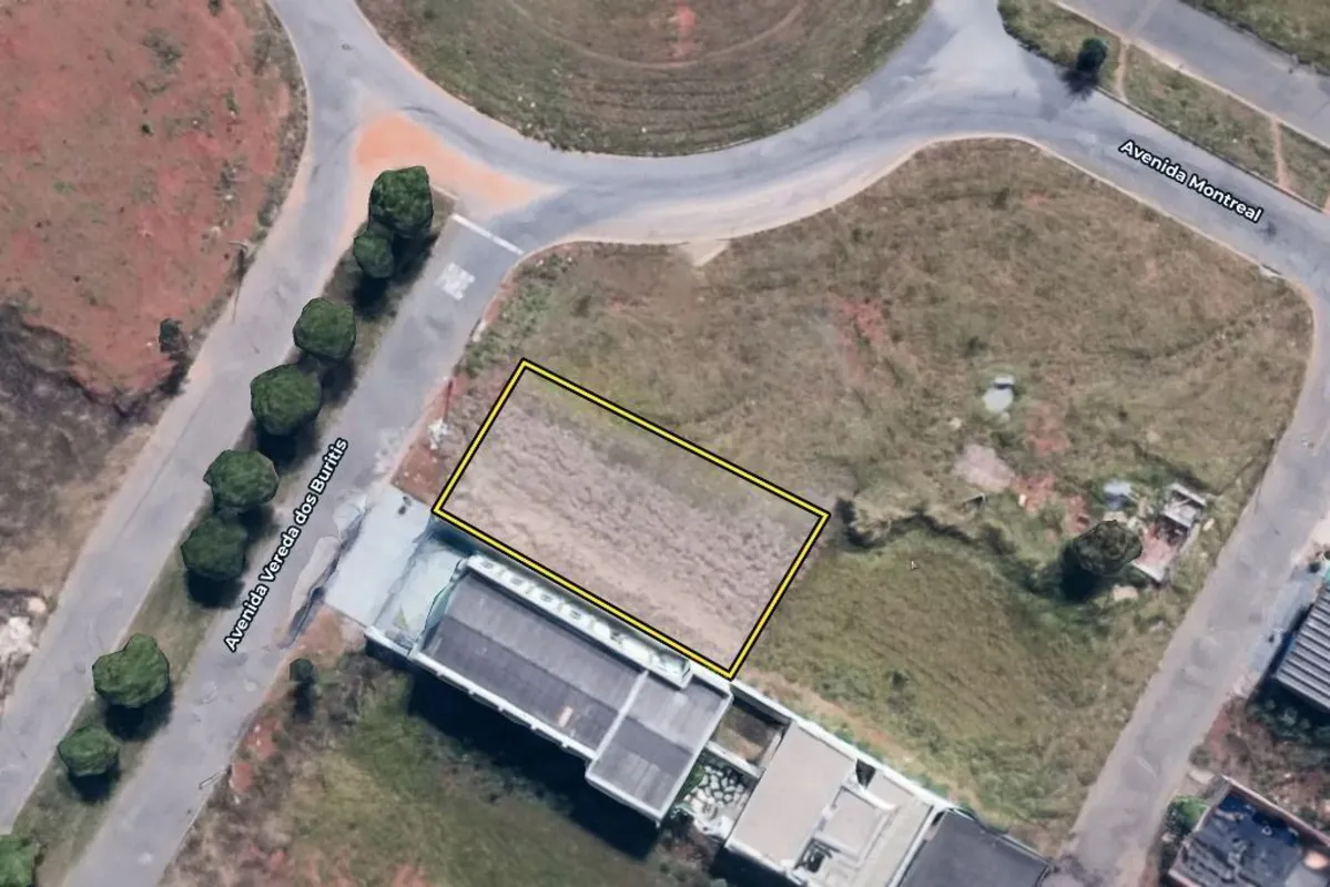 Ãrea Ã  venda de 801 mÂ² no Residencial CanadÃ¡ ao lado do Hiper Cristal Excele...