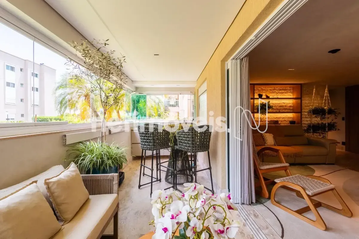 APARTAMENTO - 4 QUARTOS - SCEN TRECHO 1 - ILHAS DO LAGO - ASA NORTEDescubra o áp...