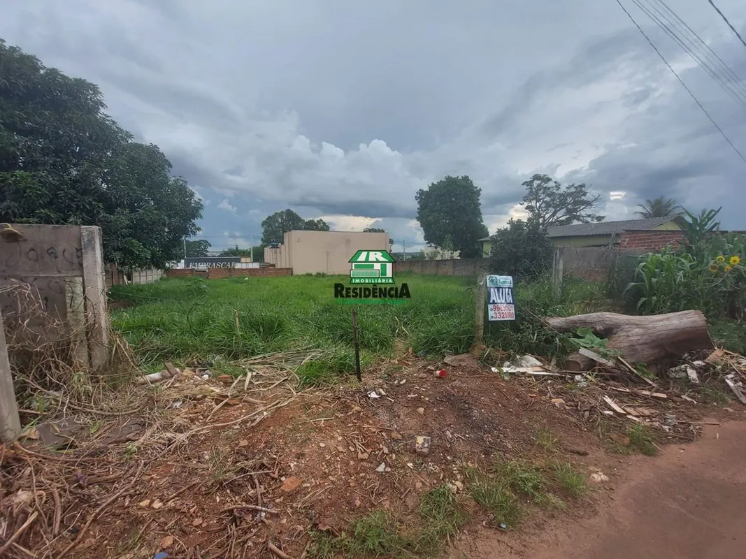 Terreno contendo:900 m² 29/08/23