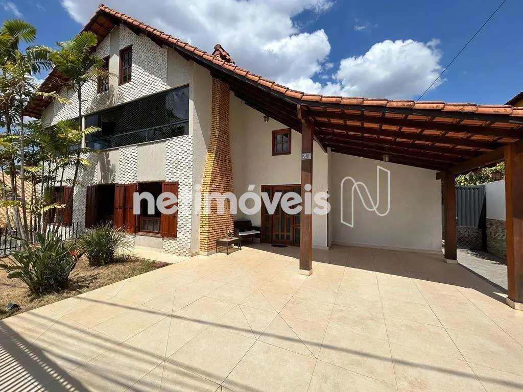 Condomínio Village Alvorada 1, casa tipo sobrado , são 473,55 m2 de área constru...
