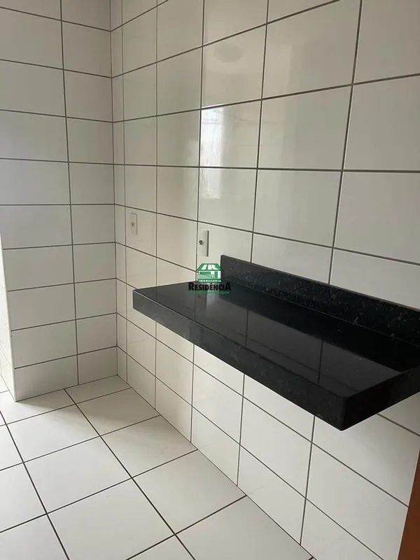 apartamento contendo:03 quartos sendo 01 suíte com box espelhos e armários,banhe...