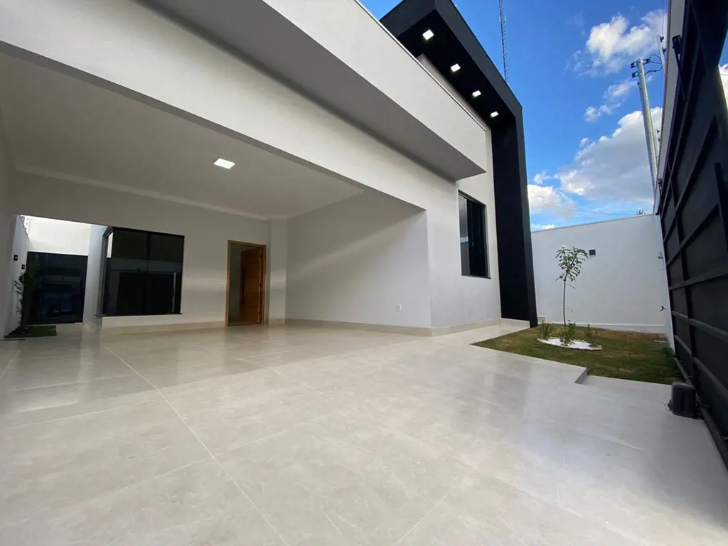 CASA DISPONIVELBAIRRO VERONAACABAMENTO DE ALTO PADRÃO DETALHES DE PINTURA EM CRI...