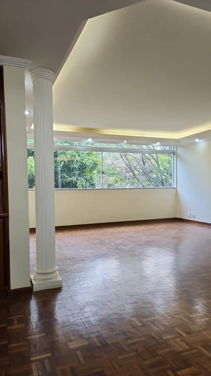 STATO IMOB ALUGAMaravilhoso apartamento, localizado na SHGCN 710, Bloco A.Nascen...