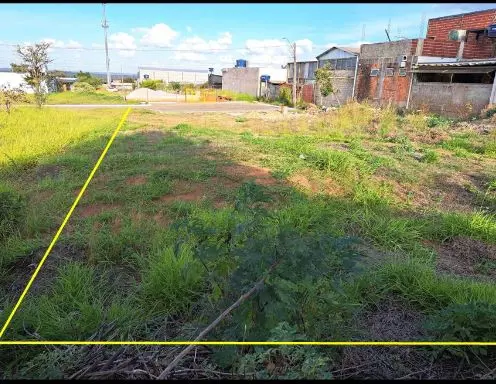 A GCASTRO IMÓVEIS VENDE !!!Vendo lote em condomínio mini chácaras lago sul Melho...