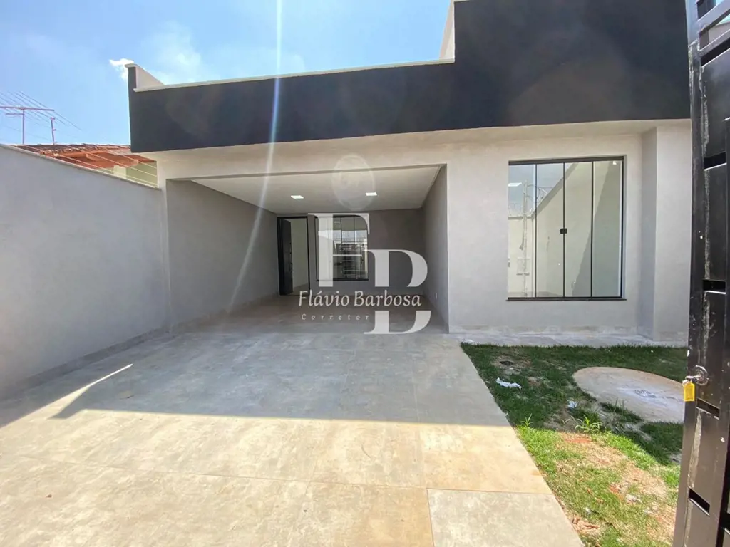 Belíssima casa com 3 suítes plenas , sala com cozinha ampla integrada, pé direit...