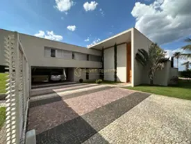 Casa no Condomínio Belvedere Green, avenida do Sol, Jardim Botanico,  Brasília DF 