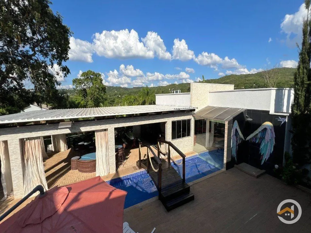 Chácara em Hidrolândia no Condomínio Águas da Serra. Porteira fechada. São 1.364...