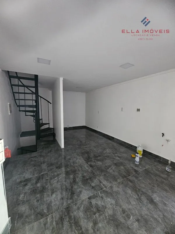 __________ELLA IMÓVEIS ALUGA! __________ÓTIMA OPORTUNIDADE, LOJA NA GALERIA DO H...