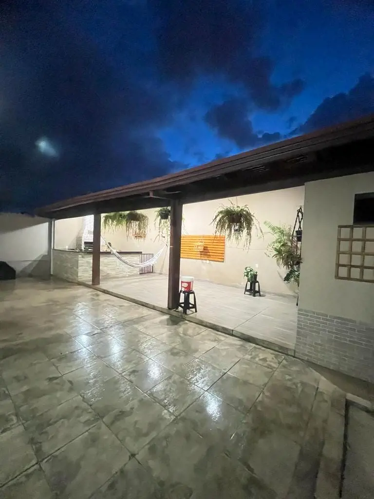 Em busca de requinte e conforto para você e sua família? Apresentamos esta deslu...