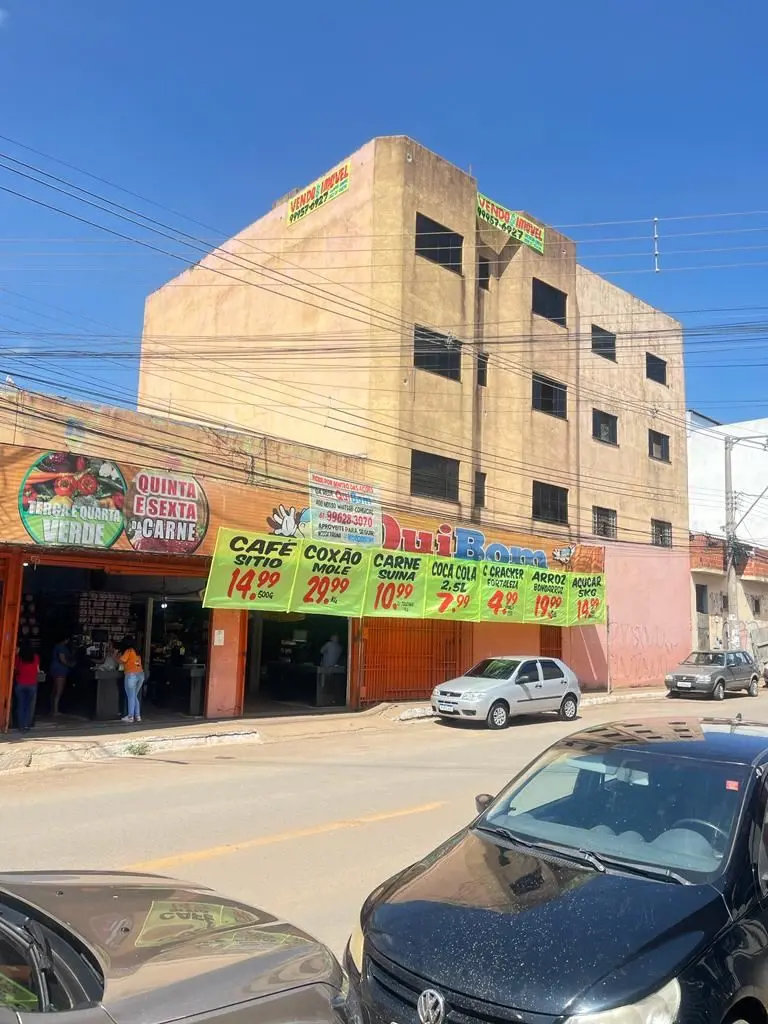 *Oportunidade Única! Prédio Comercial na Av. do Del Lago*À venda o imóvel do ant...