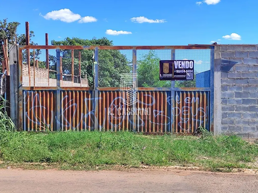 R. CASSIANO VENDE Excelente Lote Comercial, composto por:> 1.100m² de área priva...
