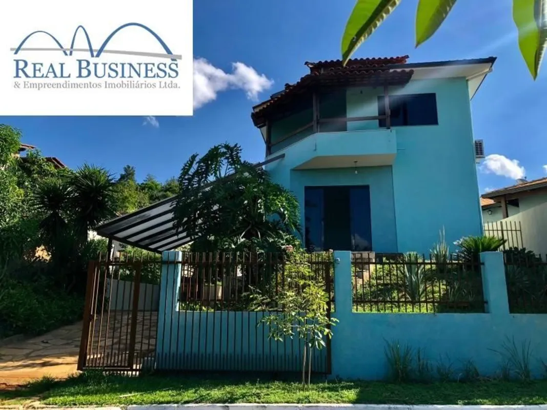 Aluga-se Excelente casa no Condomínio Quintas do SolA casa dos seus sonhos está ...