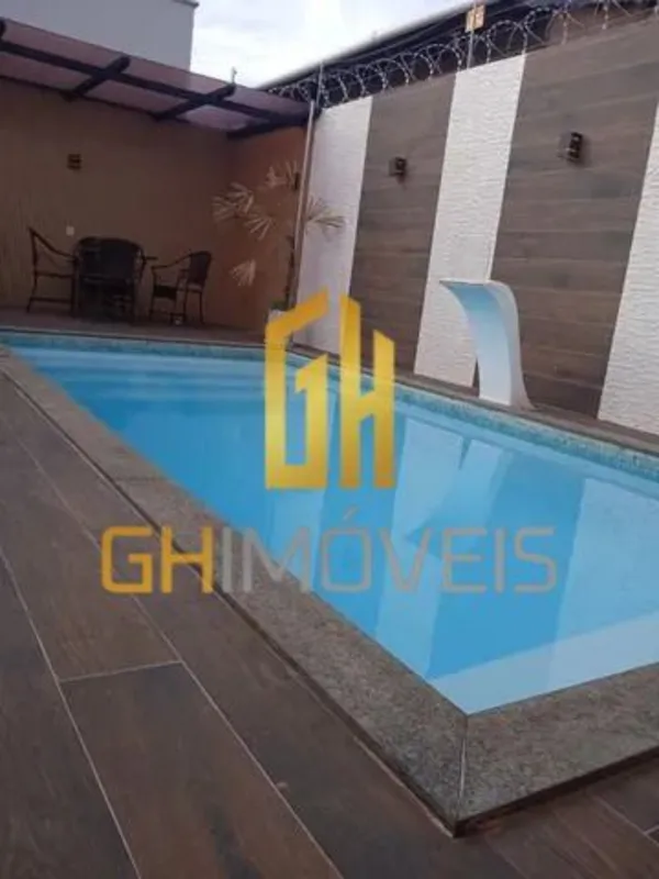 Linda casa no Vereda dos Buritis, próximo ao IFG Campus Oeste , com 300M² de áre...