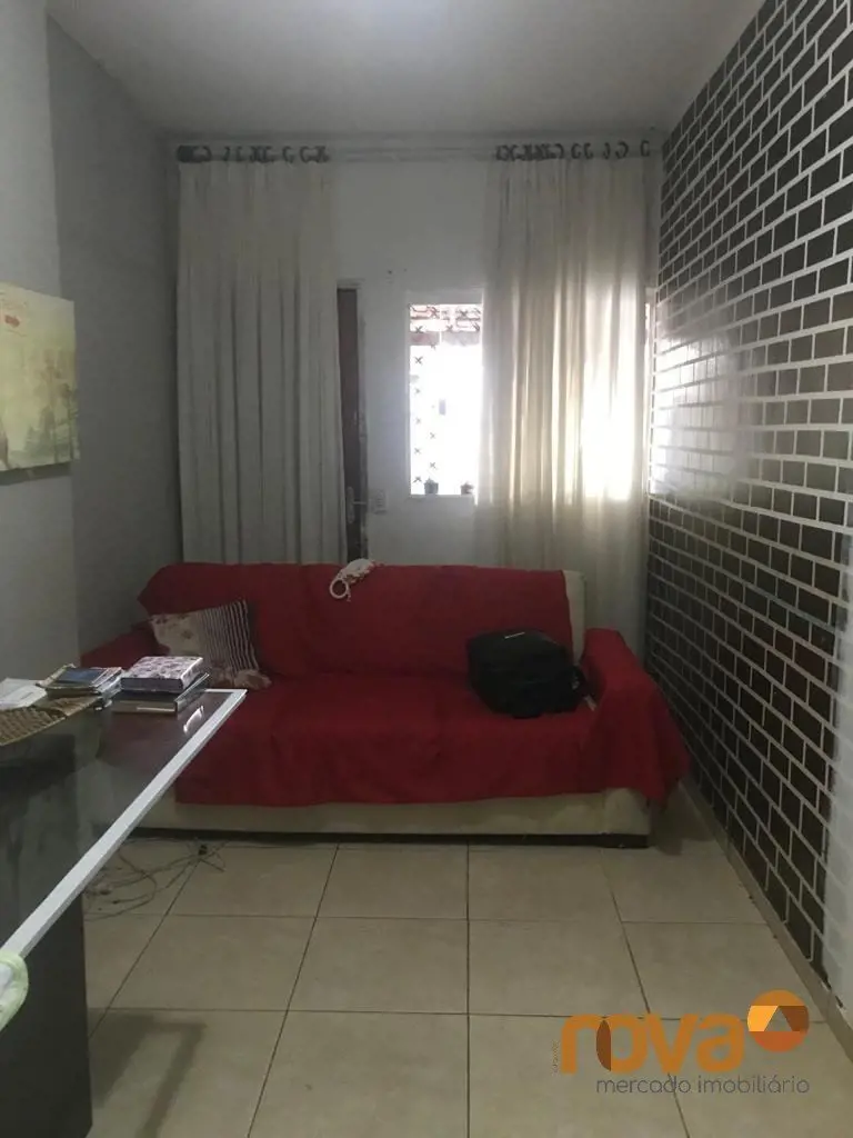 Casa térrea a venda no Residencial Marília, bairro vizinho ao Jardins Nápolis, n...