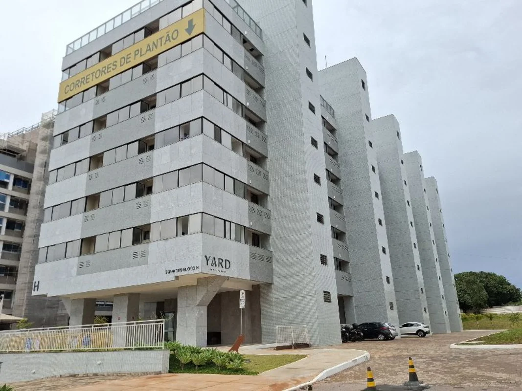 YARD Residencial SQNW 305 Bloco H – Noroeste. Apartamento vazado com: - Alto pad...