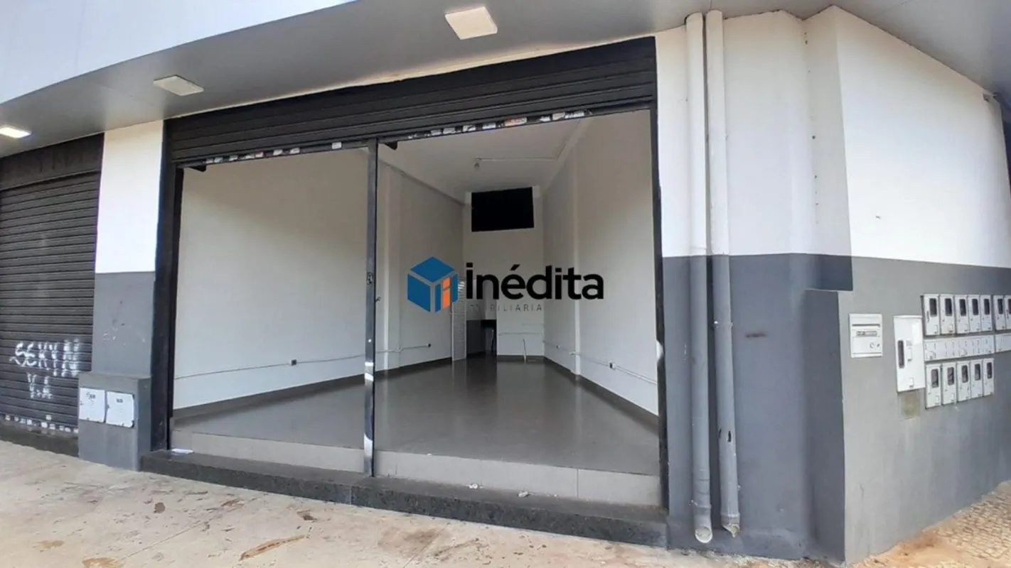 LOCALIZAÇÃO:Excelente sala comercial no Setor Norte Ferroviário. Próximo a tudo,...