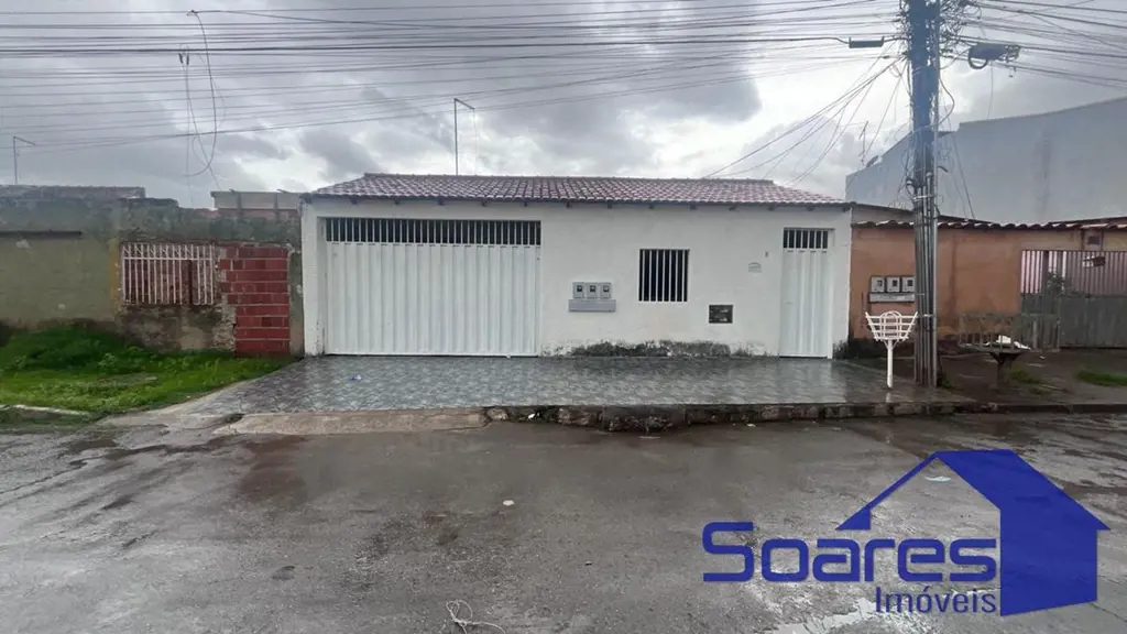 Aluguel Simplificado em uma Casa Espaçosa e Confortável!Esta bela casa, localiza...