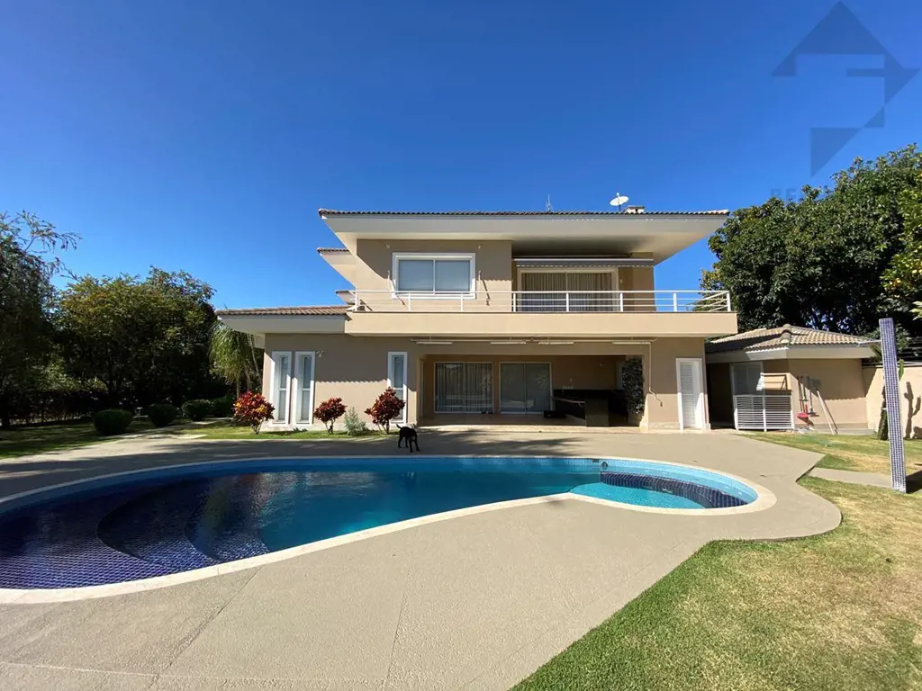 Mais uma Gestão exclusiva da Bei Haus Imóveis .Casa moderna com um projeto intel...