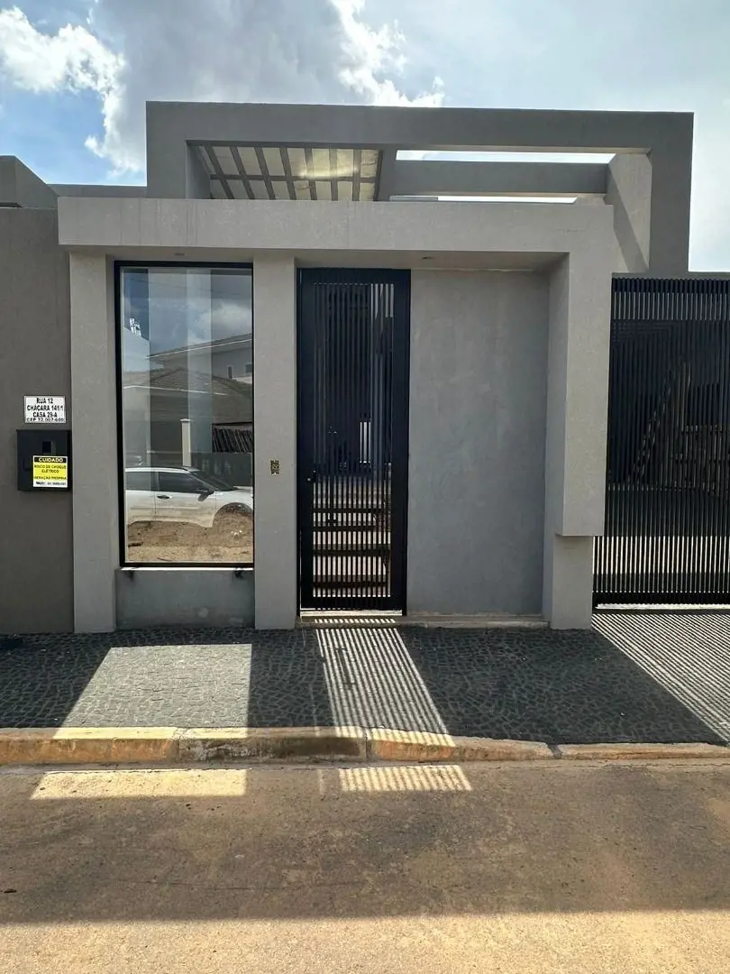 Paulo Melo Carvalho apresenta essa Excelente Casa Nova e Moderna de 450m² na Rua...